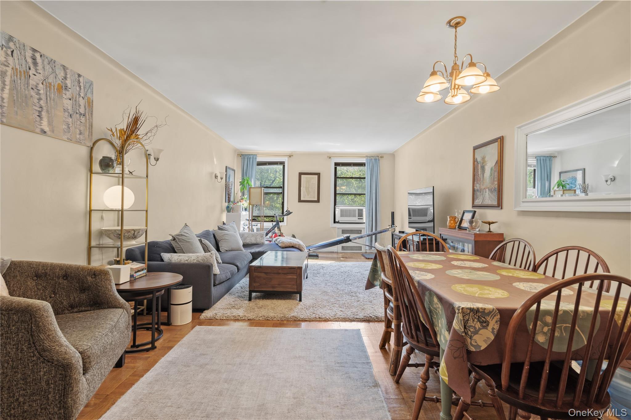 #5 photo, 83-80 118th Street, クイーンズ区 Kew Gardens , NY 11415