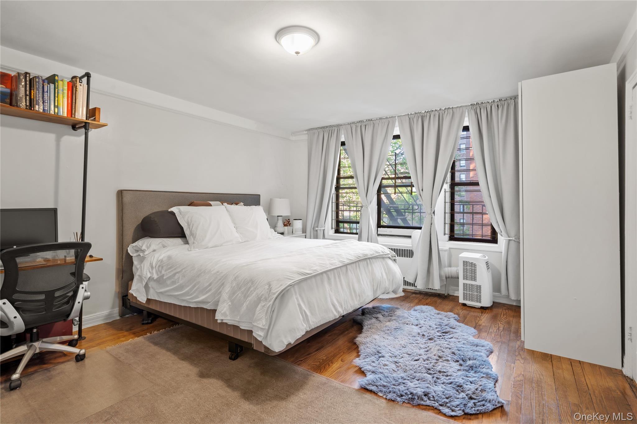 #7 photo, 83-80 118th Street, クイーンズ区 Kew Gardens , NY 11415