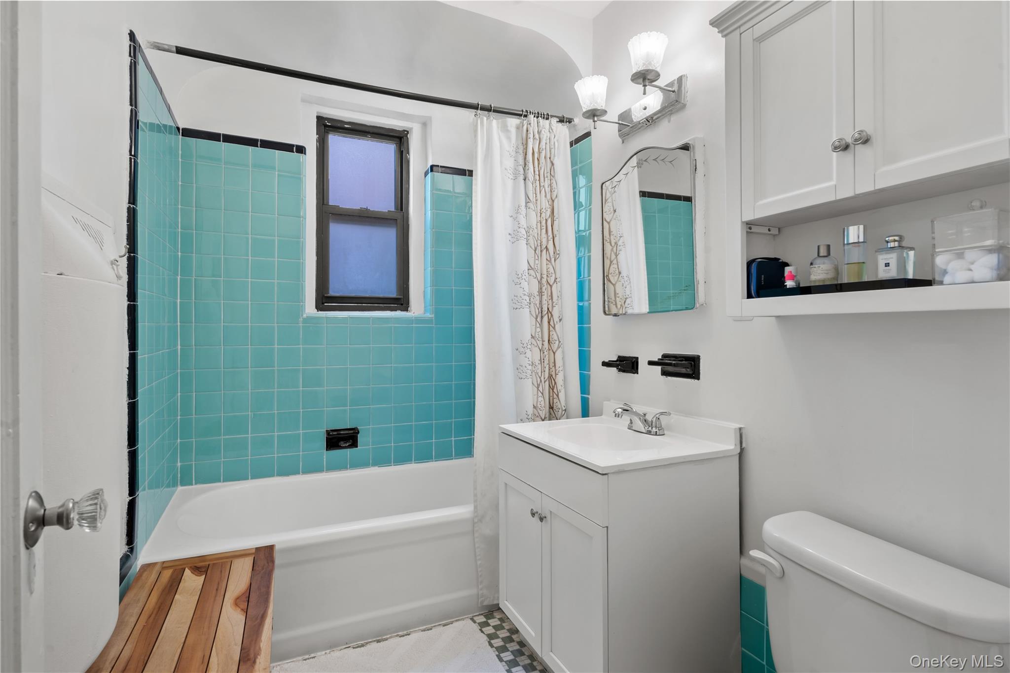 #8 photo, 83-80 118th Street, クイーンズ区 Kew Gardens , NY 11415