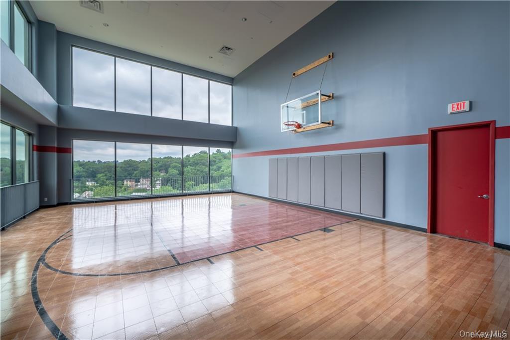 #10 photo, 667 Ridge Hill Boulevard, Yonkers , NY 10710