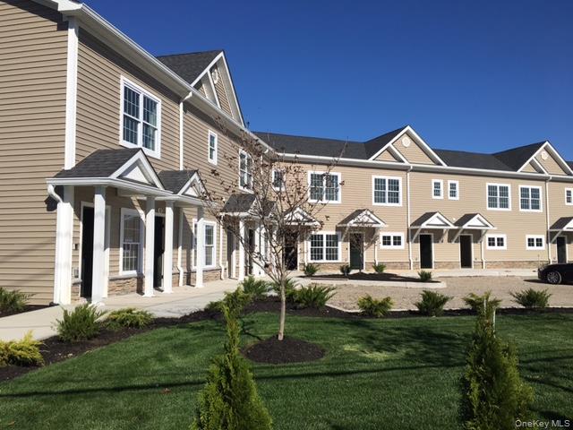 #1 photo, 115 Evergreen Street, West Babylon , NY 11704