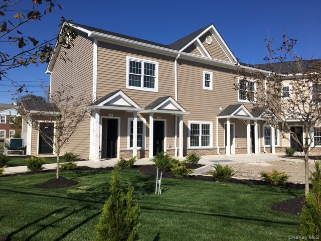 #2 photo, 115 Evergreen Street, West Babylon , NY 11704