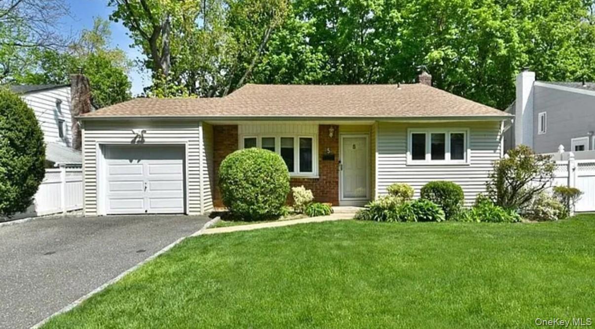 #1 photo, 5-A second, Great Neck , NY 11021