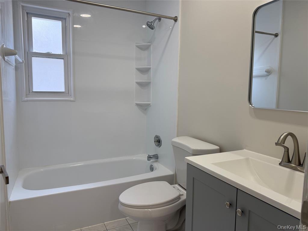 #11 photo, 5-A second, Great Neck , NY 11021