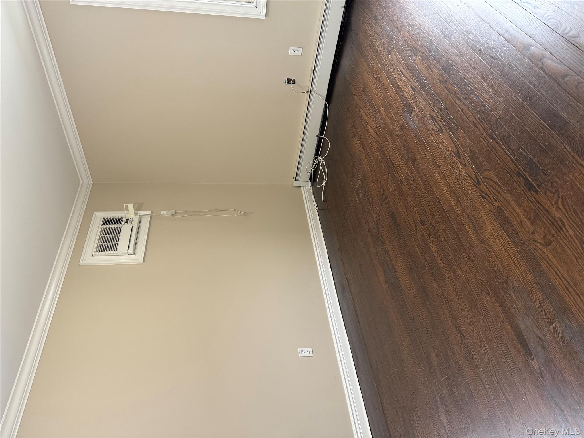 #8 photo, 7 Cammerer Avenue, নাসাউ কাউন্টি East Rockaway , NY 11518