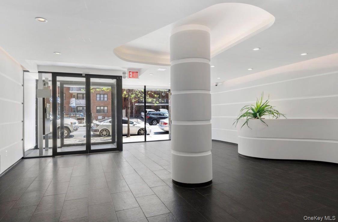 #2 photo, 13317 Sanford Avenue, クイーンズ区 Flushing , NY 11355