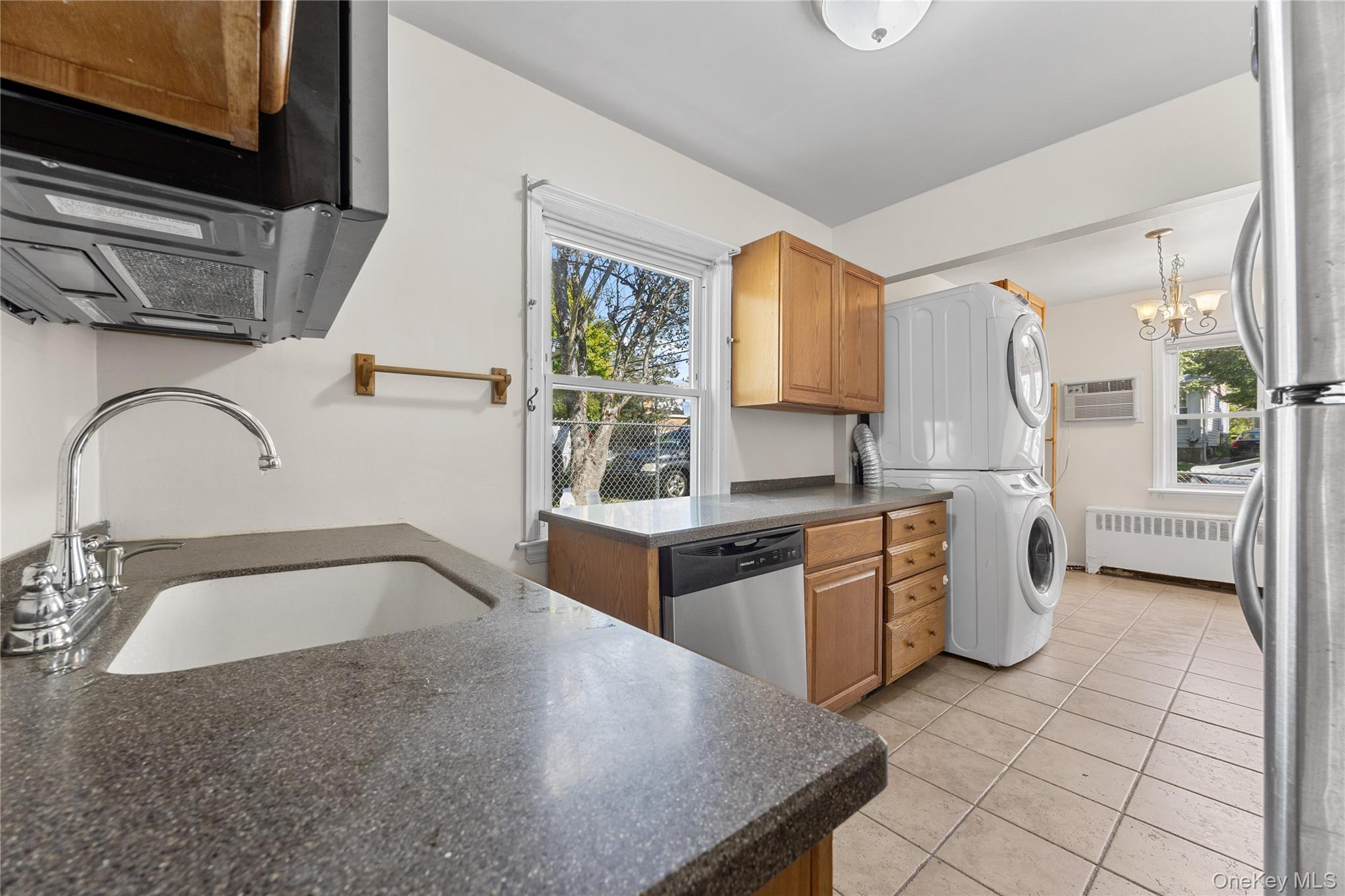 #5 photo, 38-30 215th Place, Bayside , NY 11361