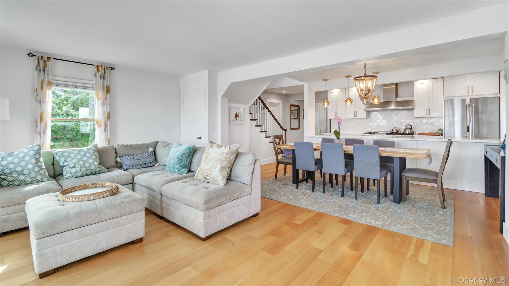 #12 photo, 12960 Main Road, East Marion , NY 11939