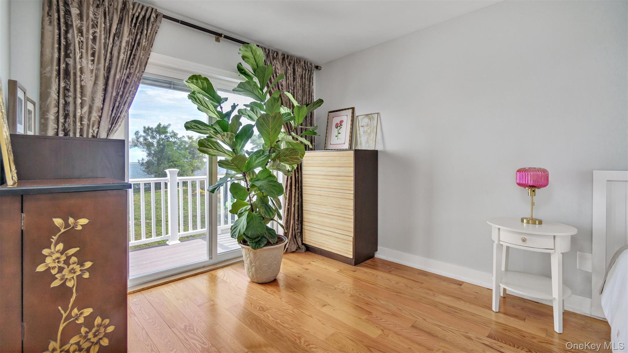 #17 photo, 12960 Main Road, East Marion , NY 11939