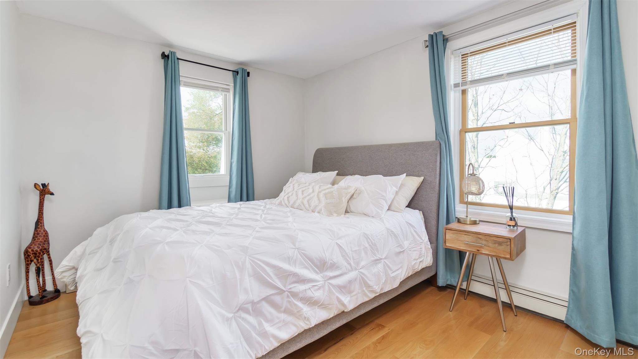 #20 photo, 12960 Main Road, East Marion , NY 11939