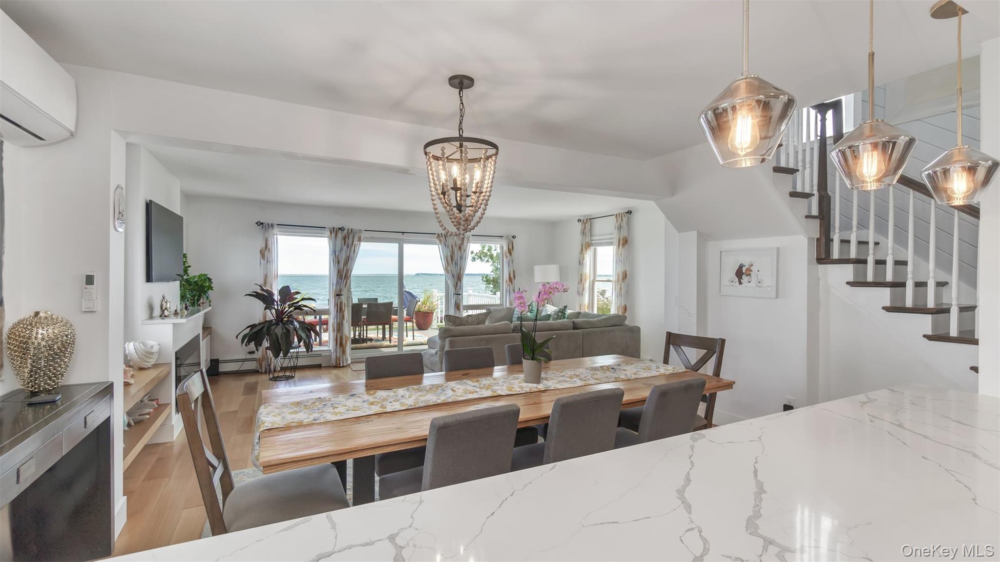 #7 photo, 12960 Main Road, East Marion , NY 11939