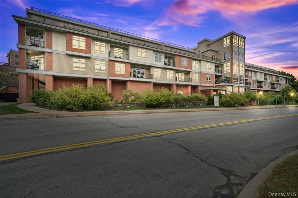 #6 photo, 30 Beekman Street, Beacon , NY 12508