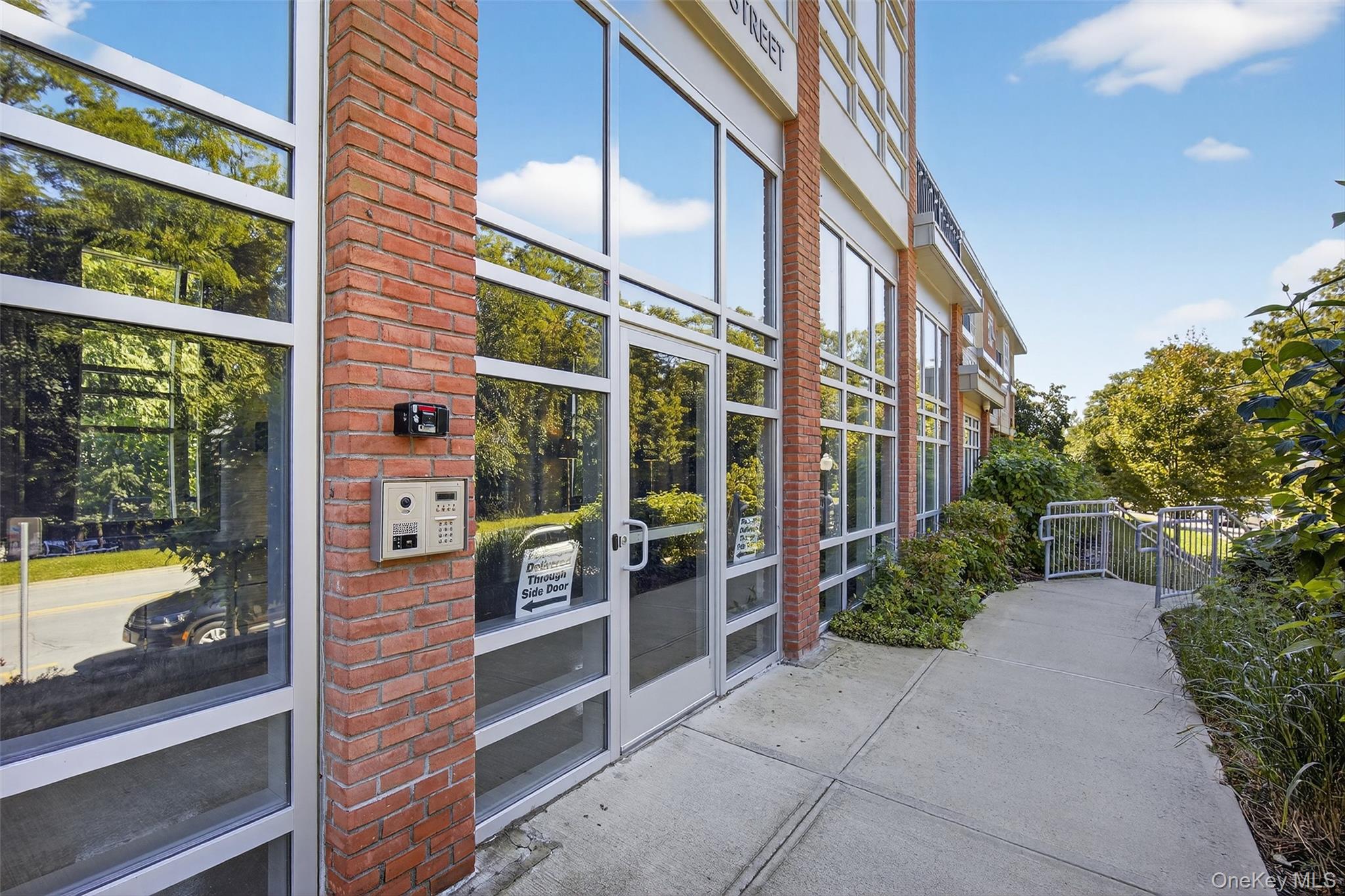 #7 photo, 30 Beekman Street, Beacon , NY 12508