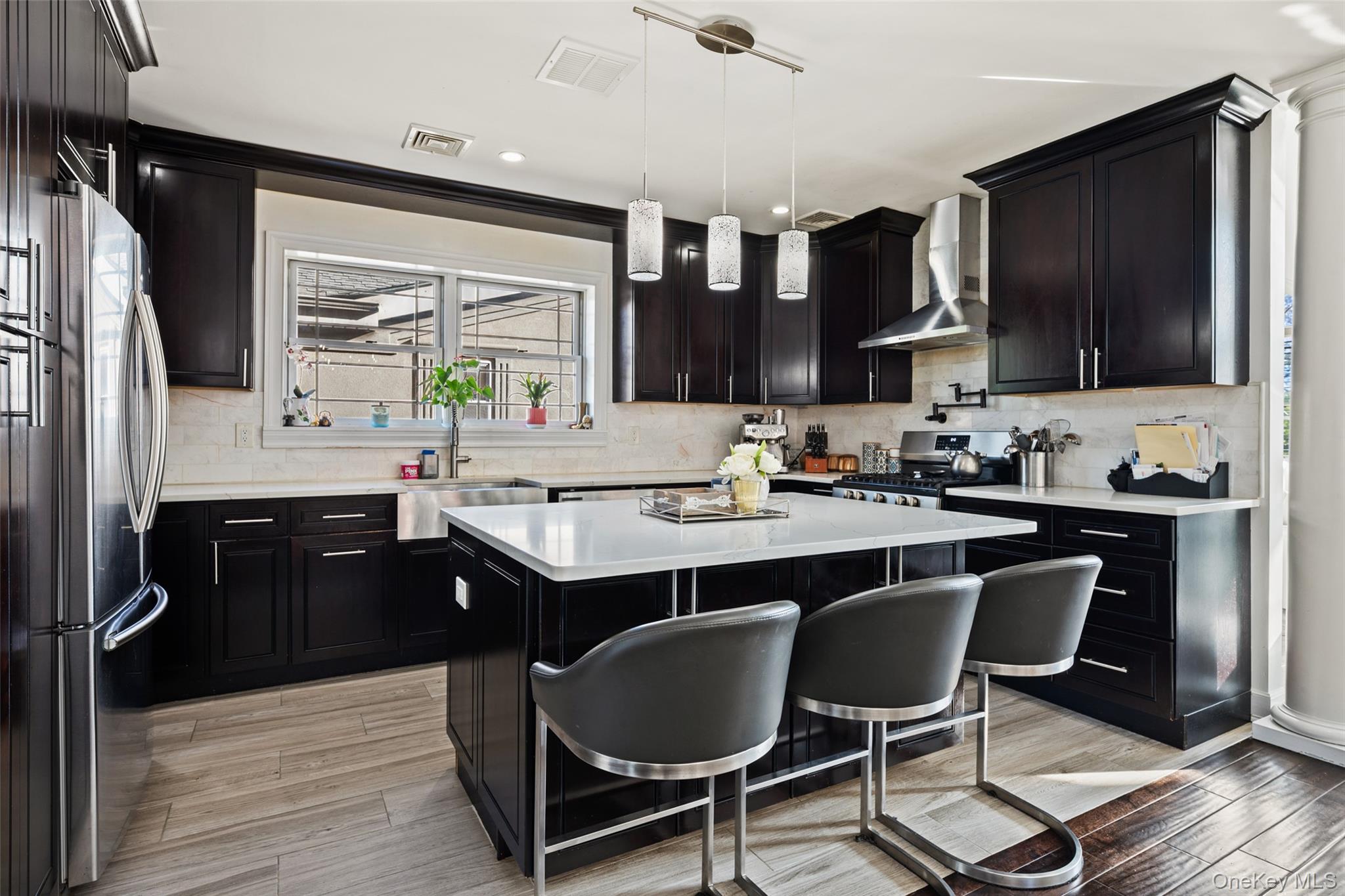 #14 photo, 2063 Narragansett Avenue, Bronx , NY 10461