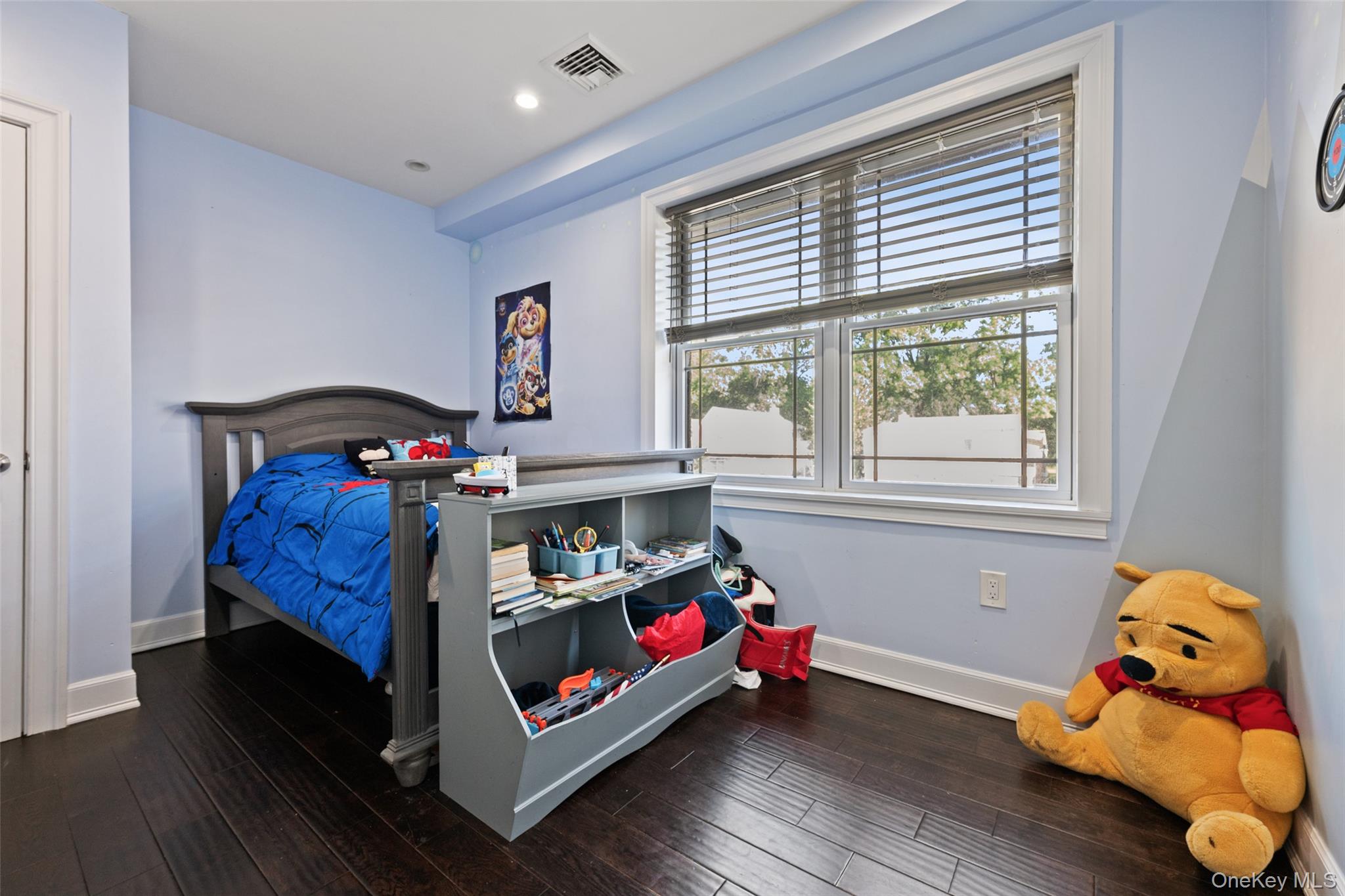 #9 photo, 2063 Narragansett Avenue, Bronx , NY 10461