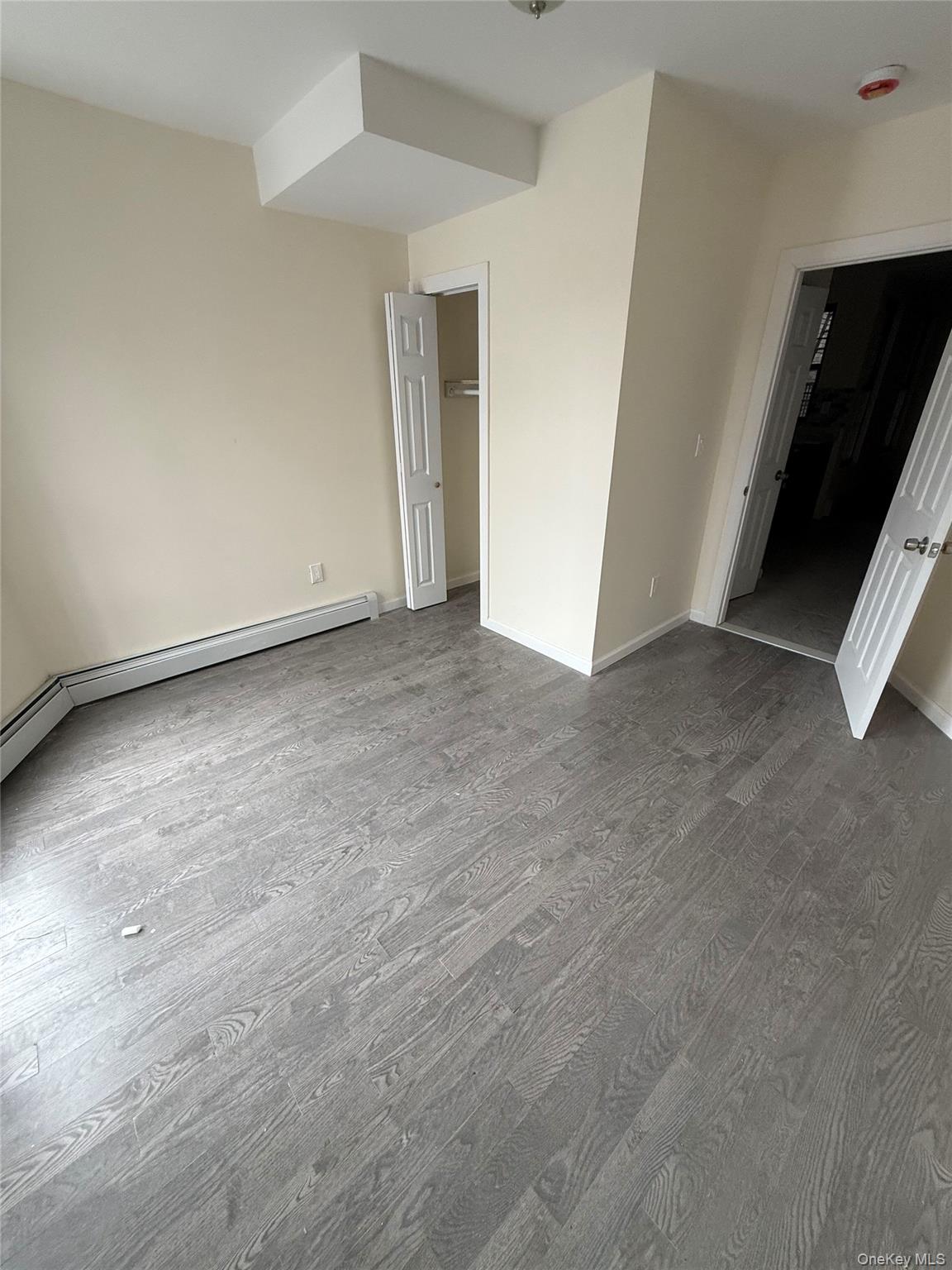 #2 photo, 1869 CARTER Avenue, Bronx , NY 10457