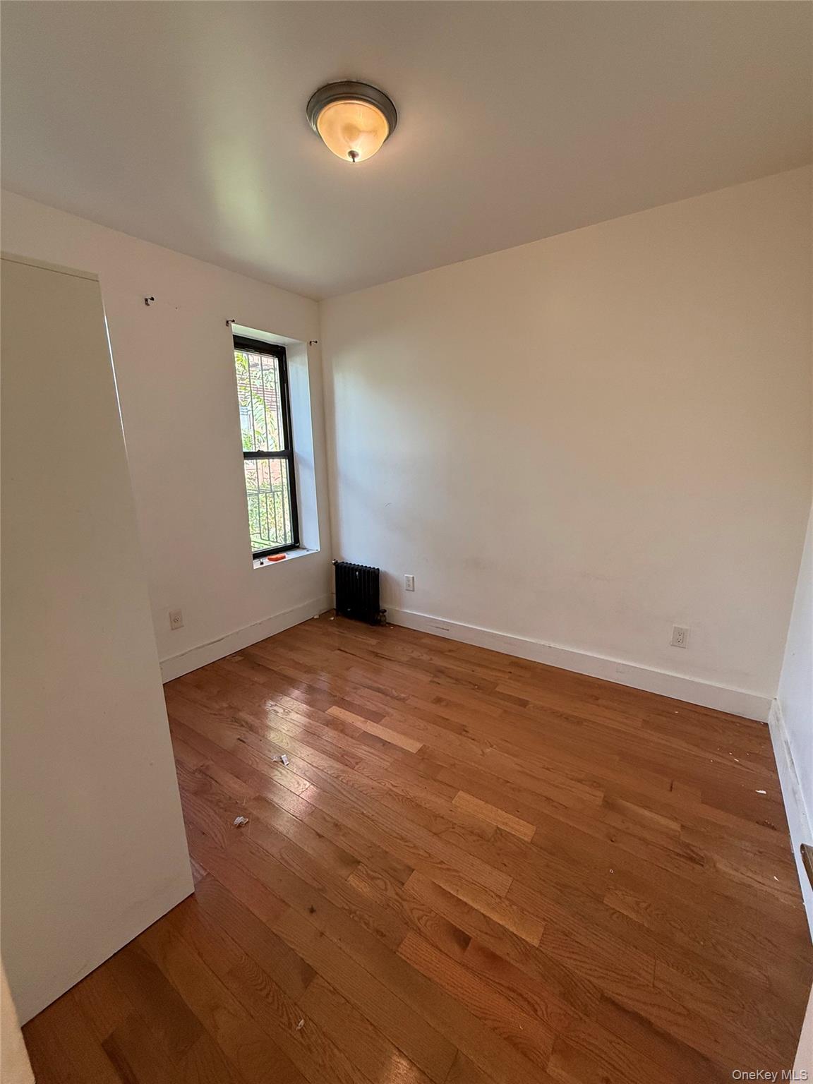 #5 photo, 737 SHEFFIELD Avenue, Brooklyn , NY 11207