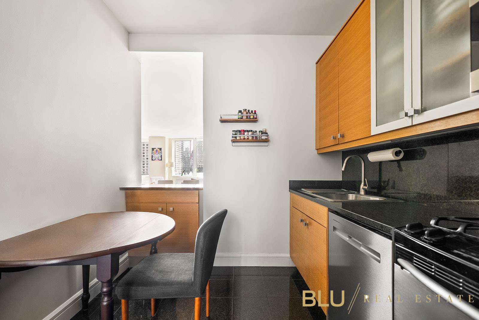 #5 photo, 120 Riverside Boulevard, マンハッタン Lincoln Square , NY 10069