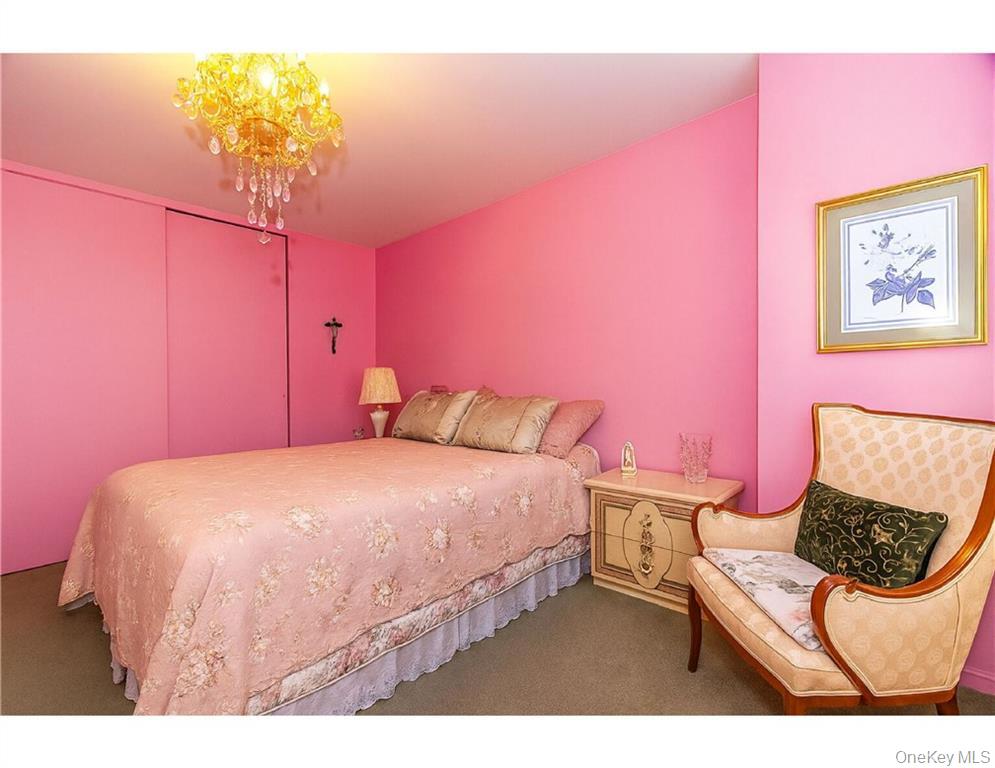 #13 photo, 2475 W 16th St, ブルックリン区 Brooklyn , NY 11214