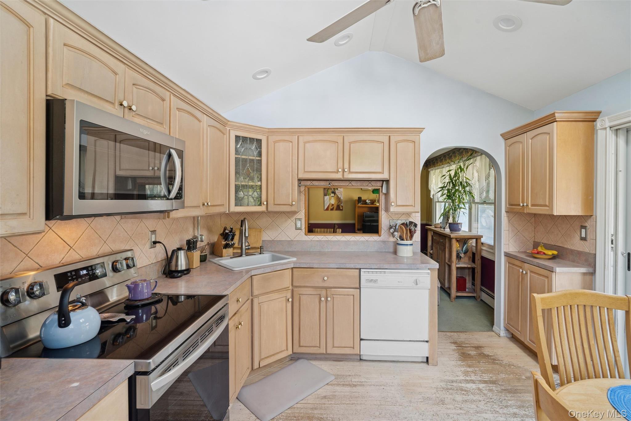 #7 photo, 9 Monte Lane, サフォーク郡 Center Moriches , NY 11934