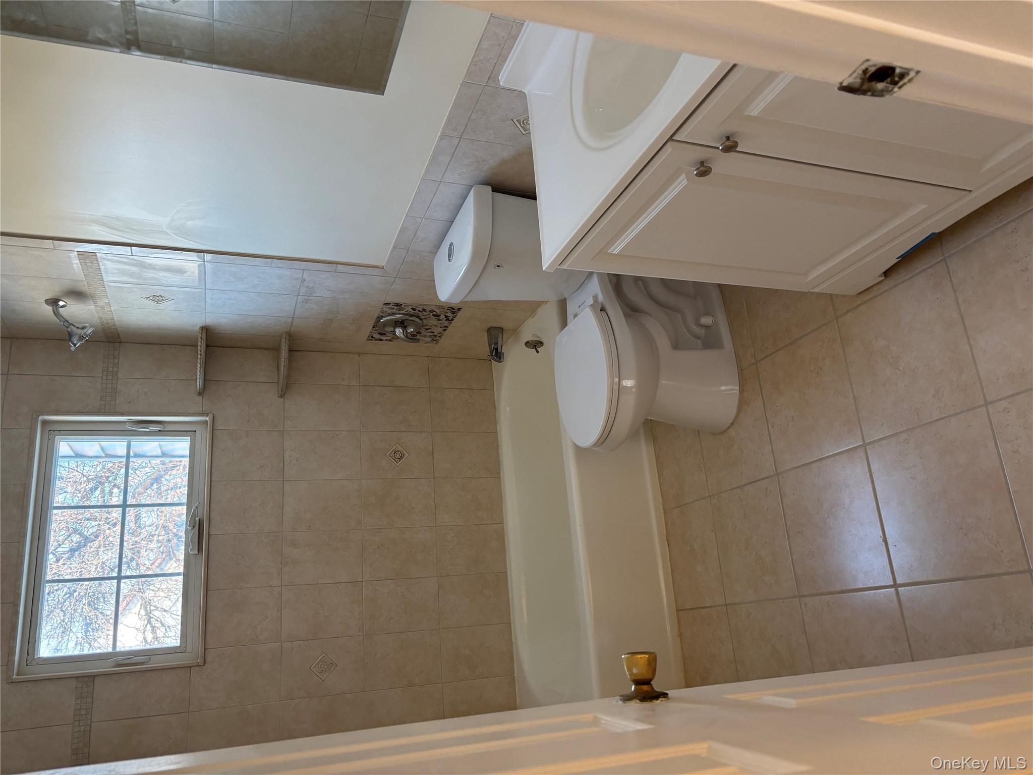 #3 photo, 1319 Journal Avenue, ناسو Elmont , NY 11003