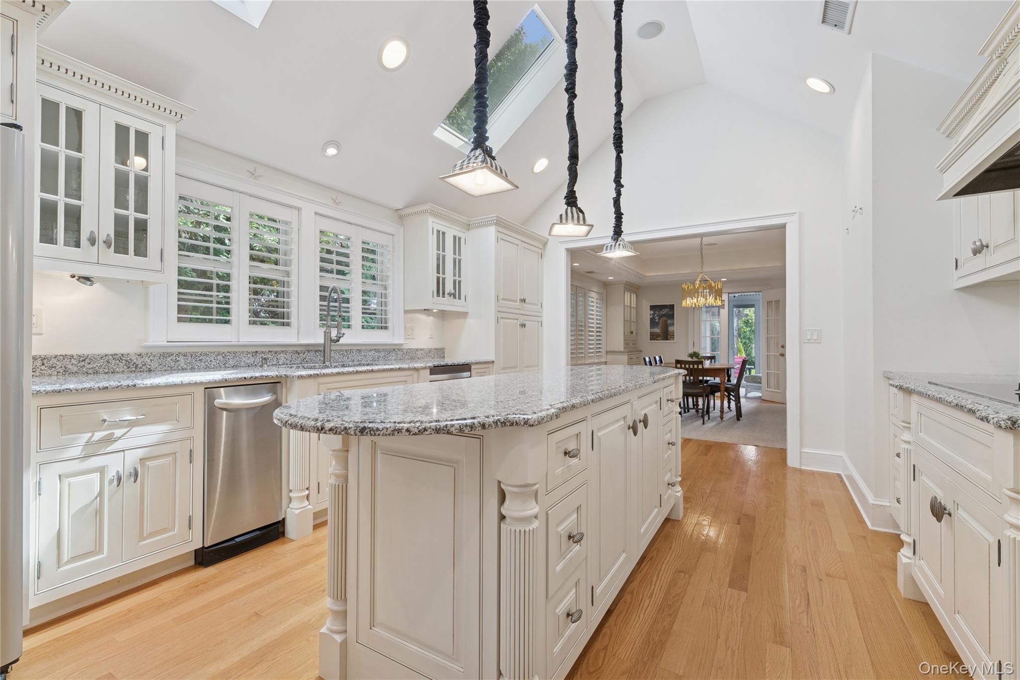 #17 photo, 283 Main Street, サフォーク郡 Westhampton Beach , NY 11978