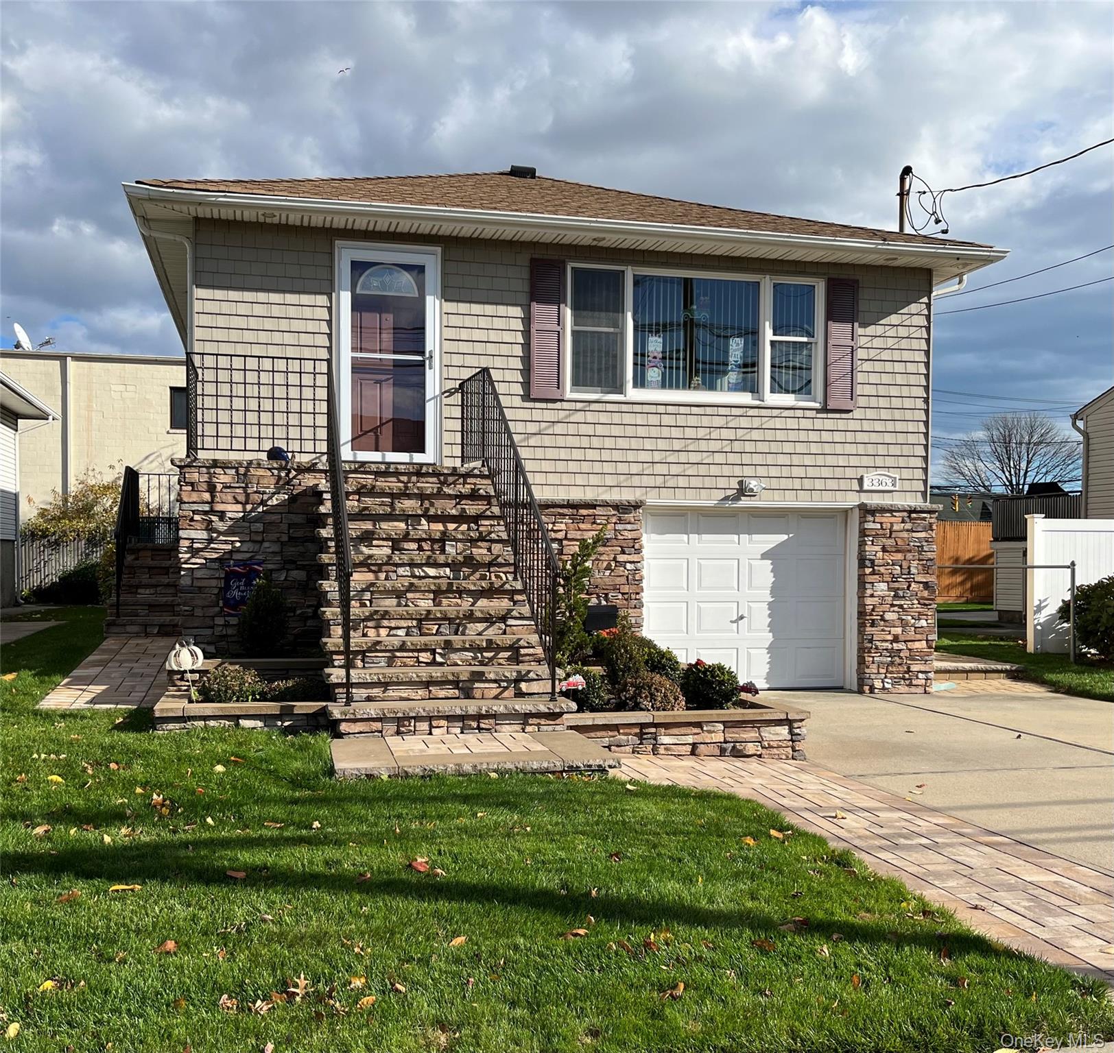 #19 photo, 3363 Lawrence Avenue, Oceanside , NY 11572