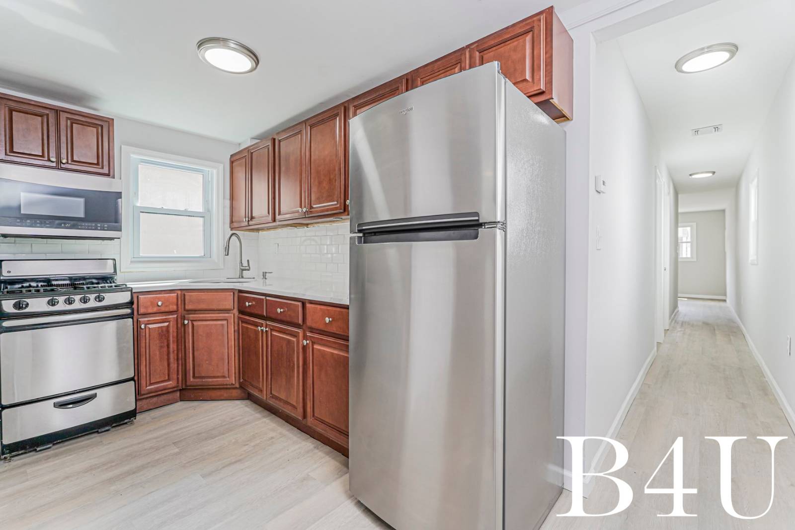 #11 photo, 107 Mapleton Avenue, Staten Island , NY 10306