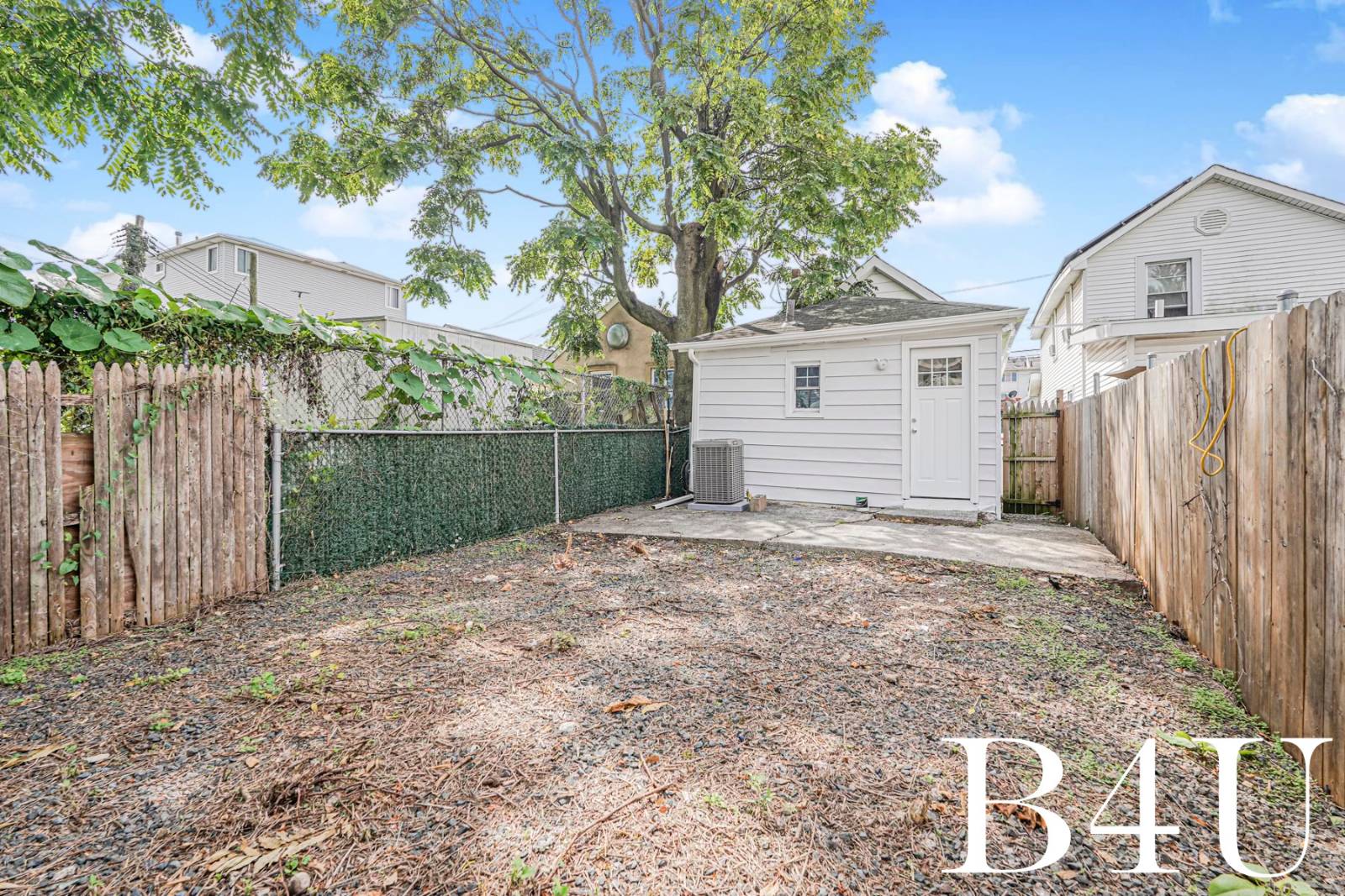 #15 photo, 107 Mapleton Avenue, Staten Island , NY 10306