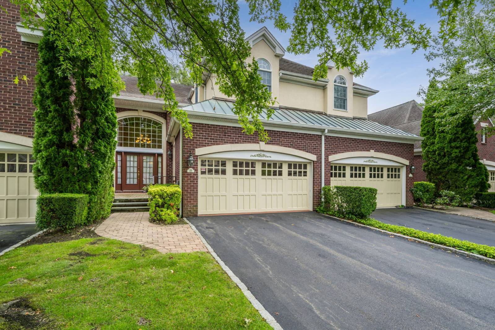 #1 photo, 19 Kensington Cir, ナッソー郡 Manhasset , NY 11030