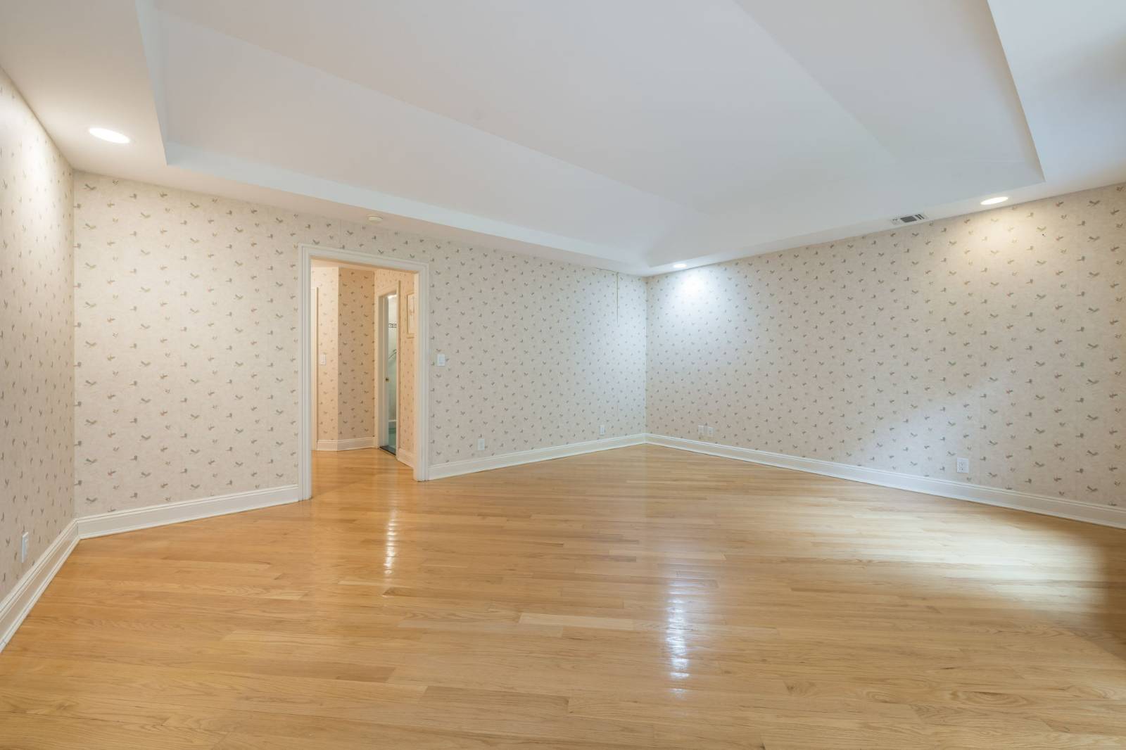 #23 photo, 19 Kensington Cir, ナッソー郡 Manhasset , NY 11030