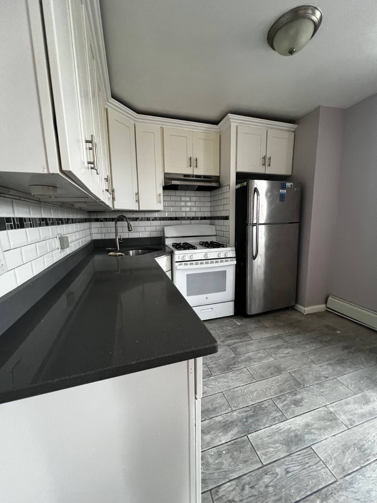 #14 photo, 99-02 212 St, क्वीन्स गाँव Queens Village , NY 11429