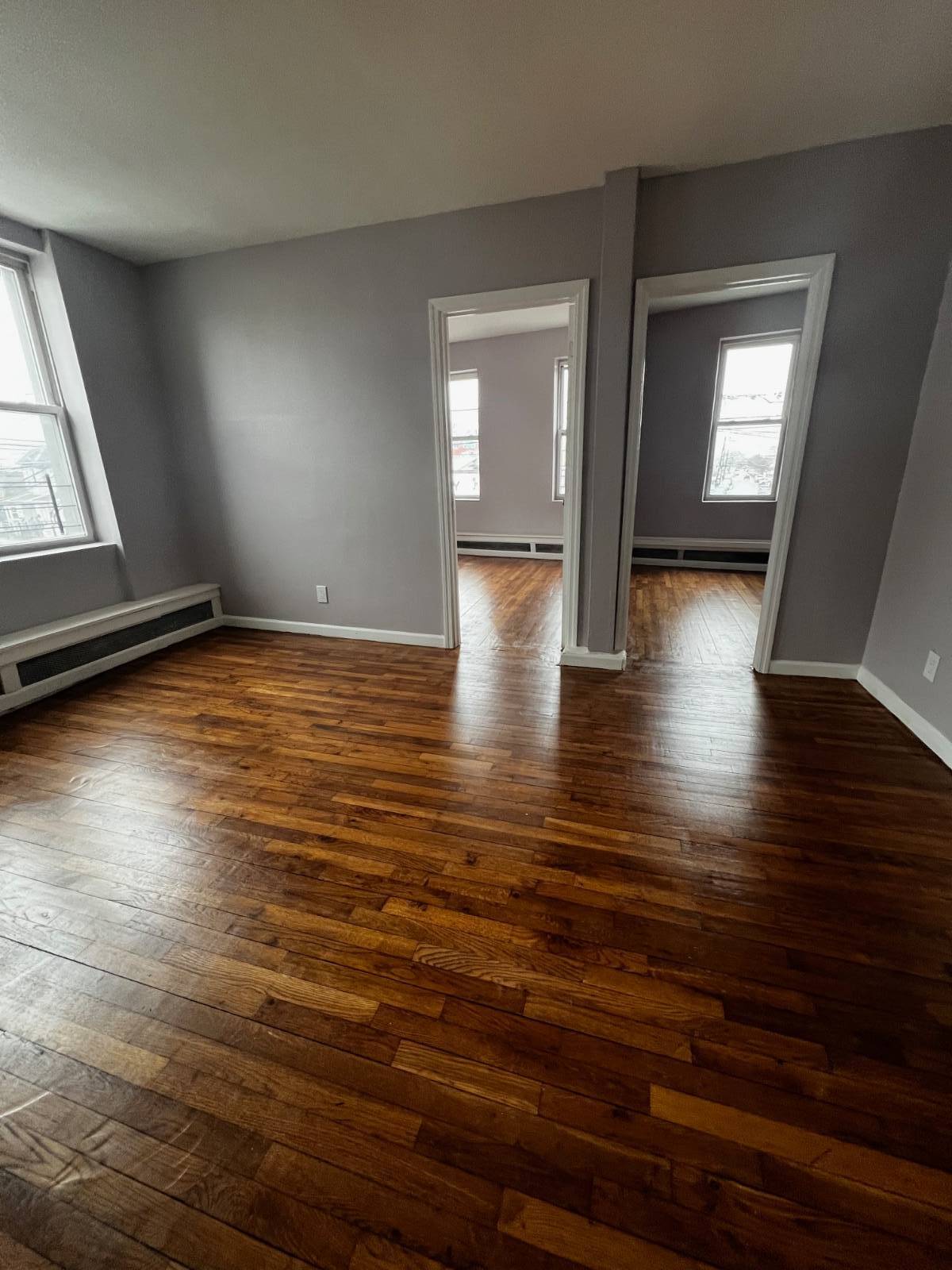 #17 photo, 99-02 212 St, क्वीन्स गाँव Queens Village , NY 11429