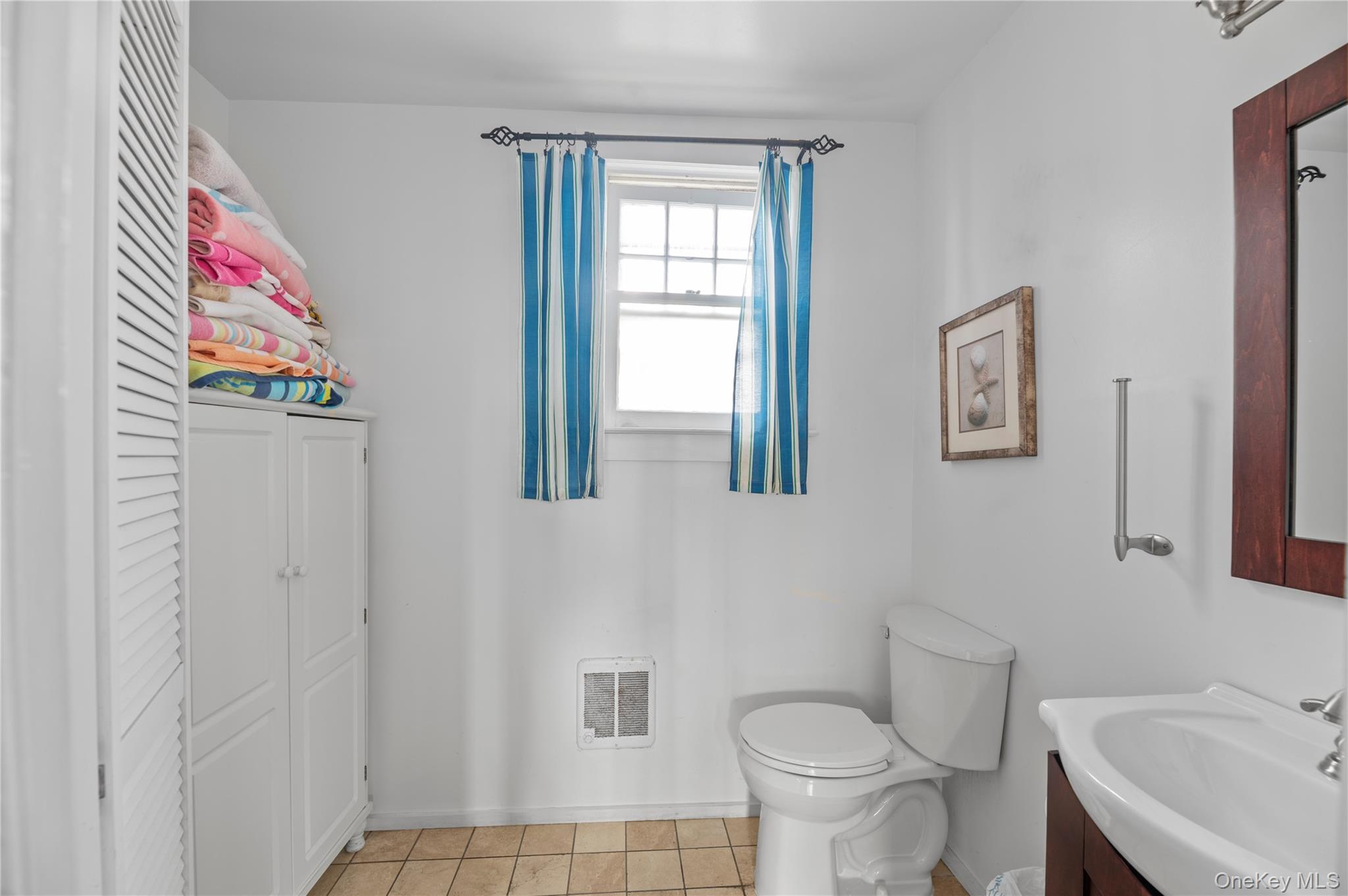 #17 photo, 919 Evergreen Walk, サフォーク郡 Ocean Beach , NY 11770