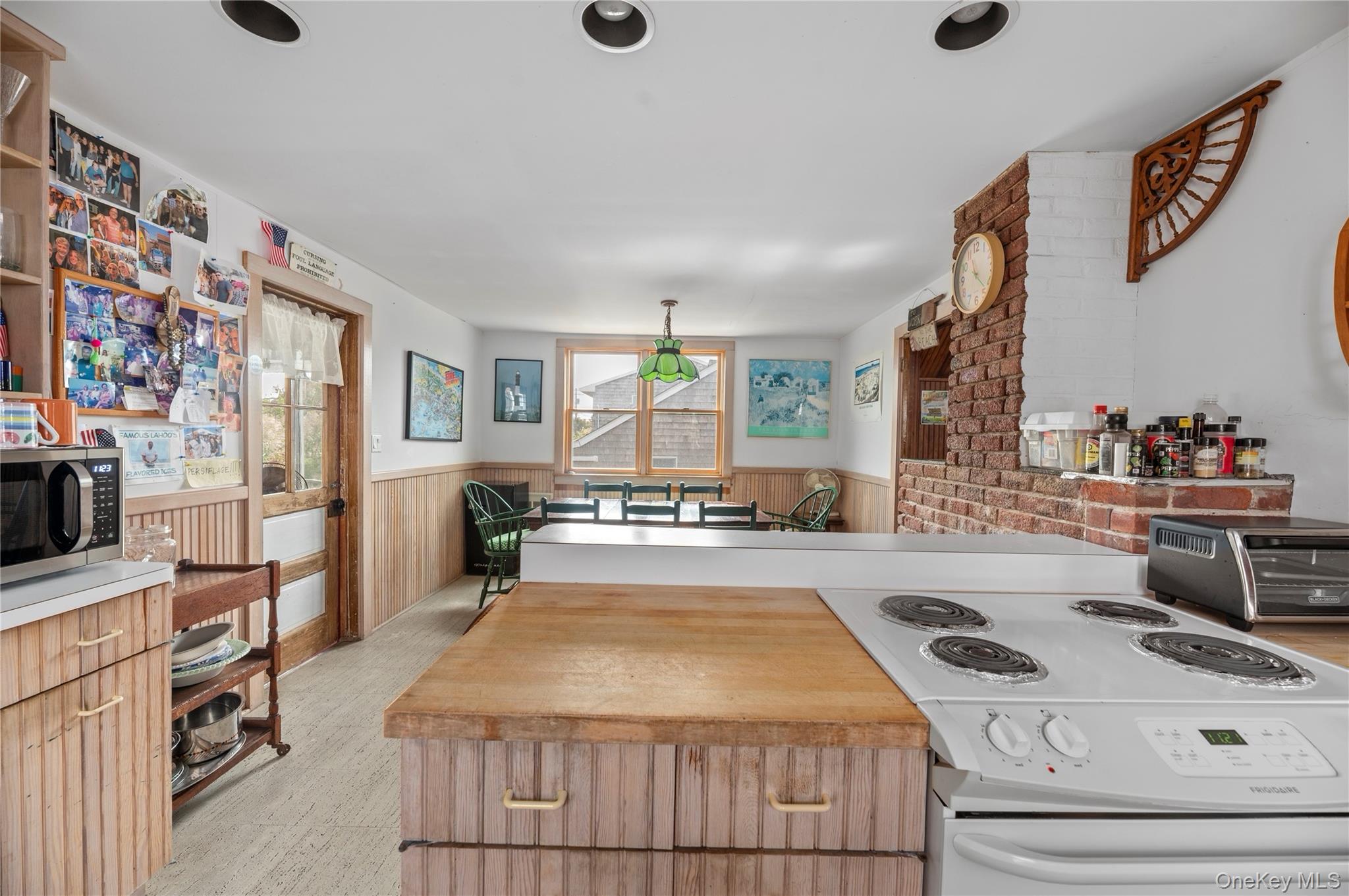 #9 photo, 919 Evergreen Walk, サフォーク郡 Ocean Beach , NY 11770