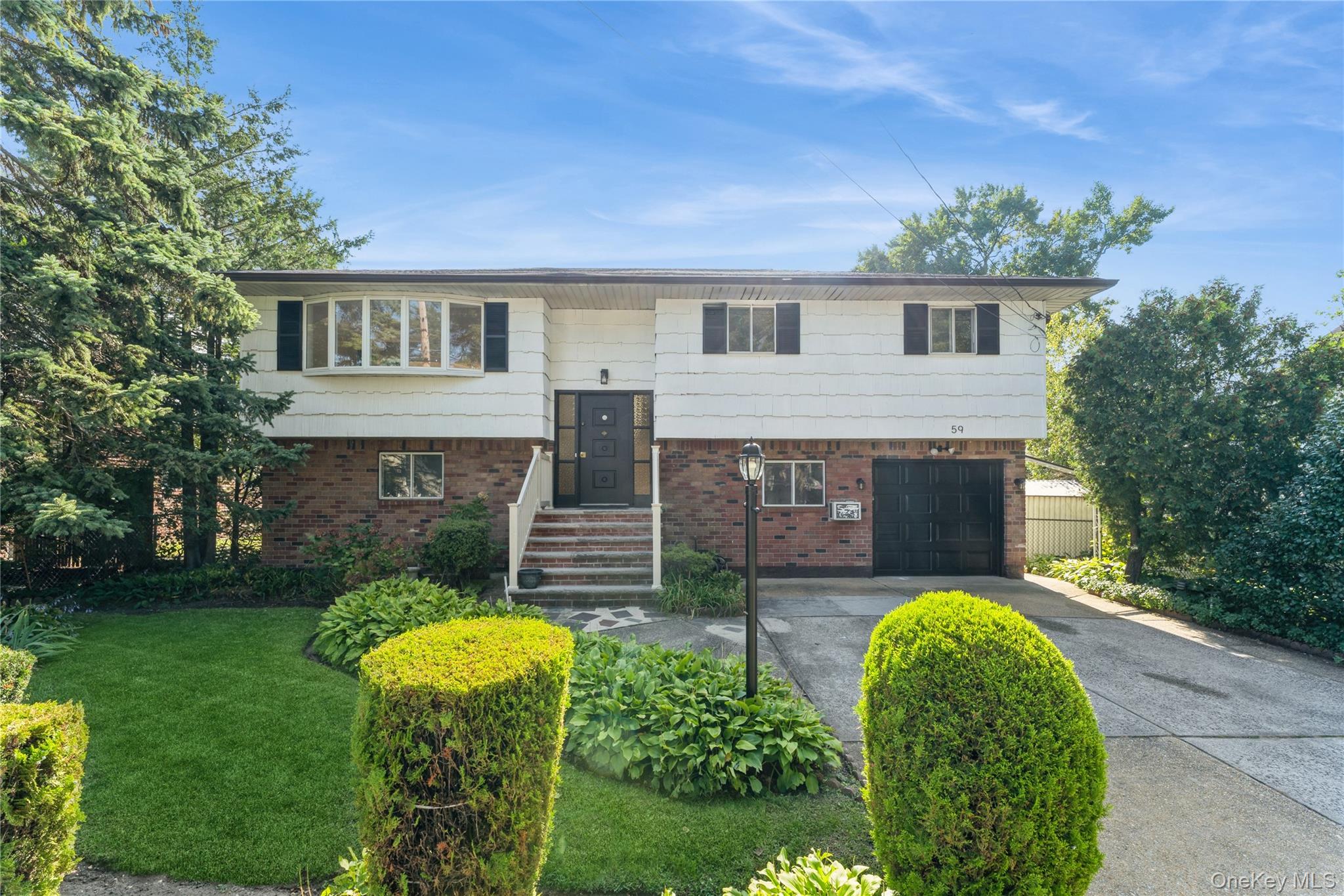 #1 photo, 59 Cornwell Avenue, नासाउ काउंटी Valley Stream , NY 11580