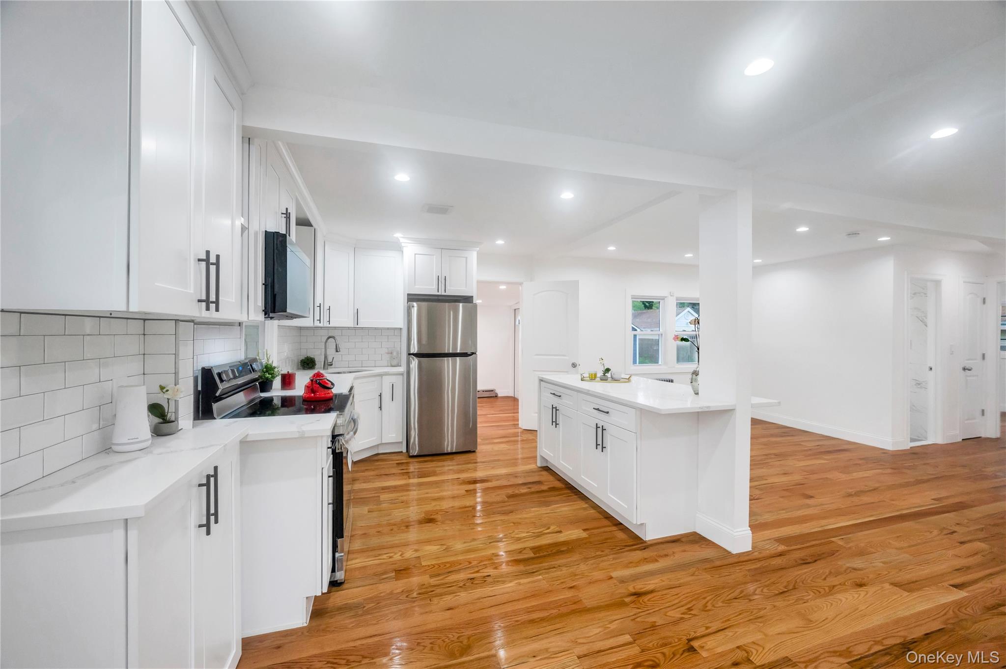 #10 photo, 17 Pinetree Drive, Shirley , NY 11967