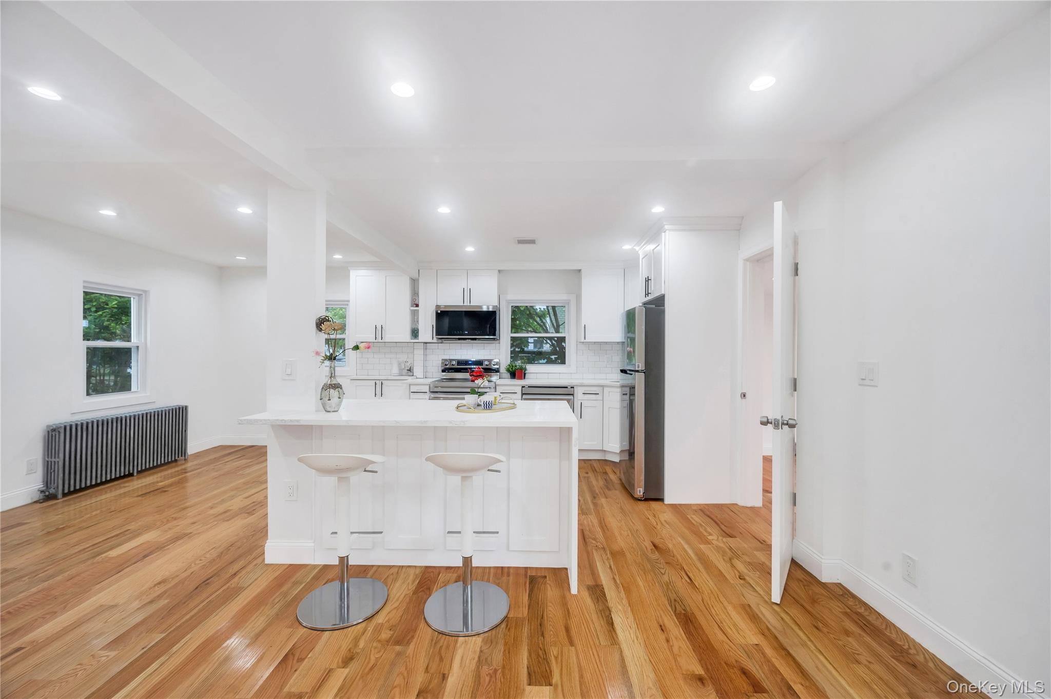 #8 photo, 17 Pinetree Drive, Shirley , NY 11967