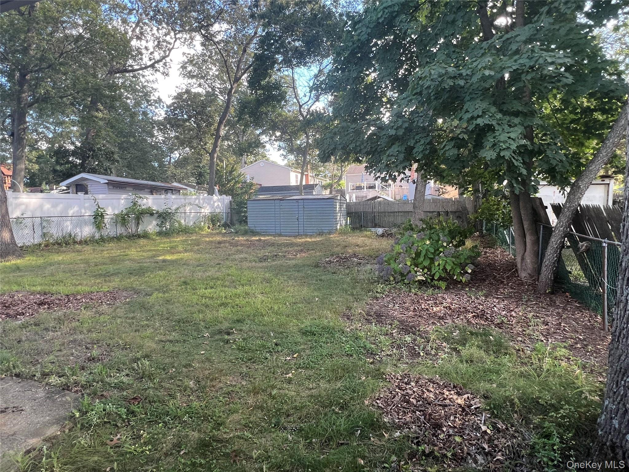 #16 photo, 10 Cedarhurst Avenue, Selden , NY 11784