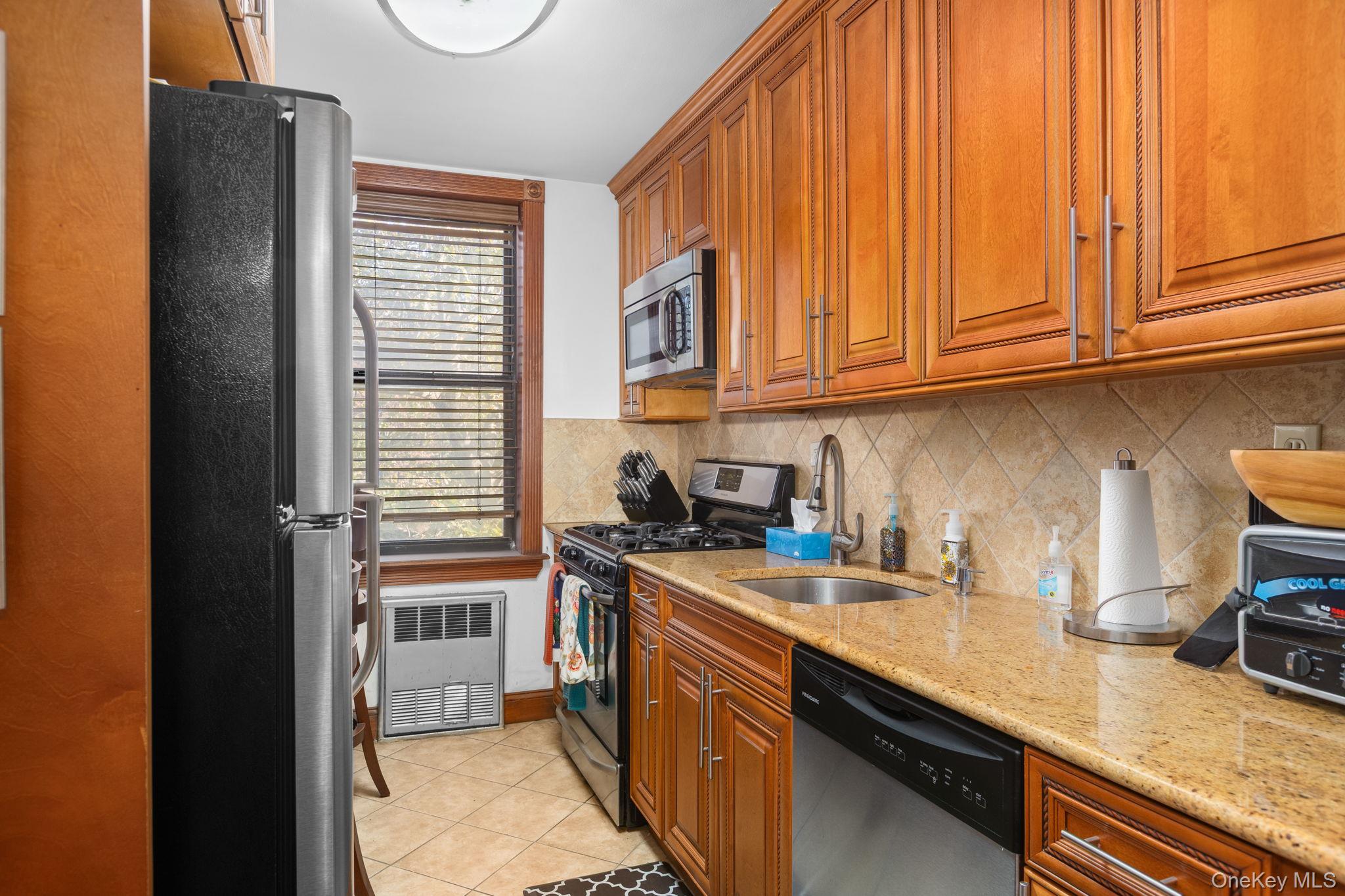 #15 photo, 3531 Bronxwood Avenue, ブロンクス区 Bronx , NY 10469