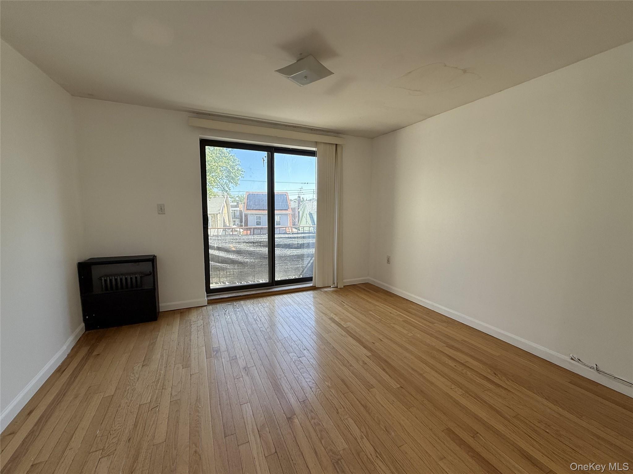 #4 photo, 1363 Gillespie Avenue, Bronx , NY 10461