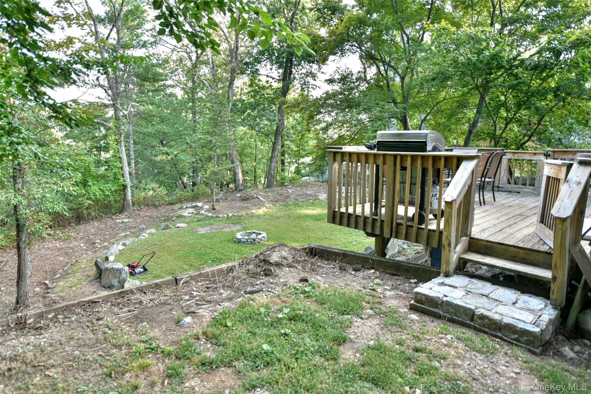 #19 photo, 18 Blueberry Hill, Greenwood Lake , NY 10925