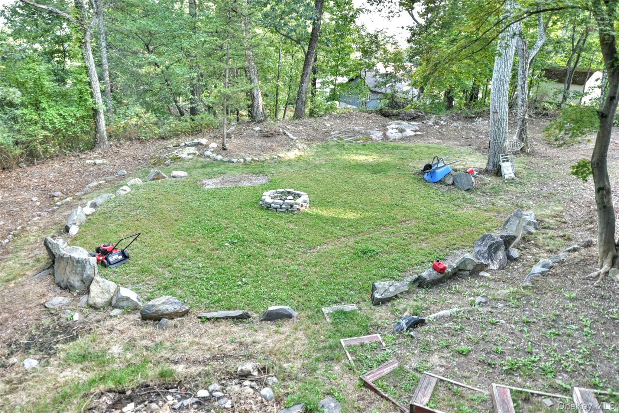 #20 photo, 18 Blueberry Hill, Greenwood Lake , NY 10925