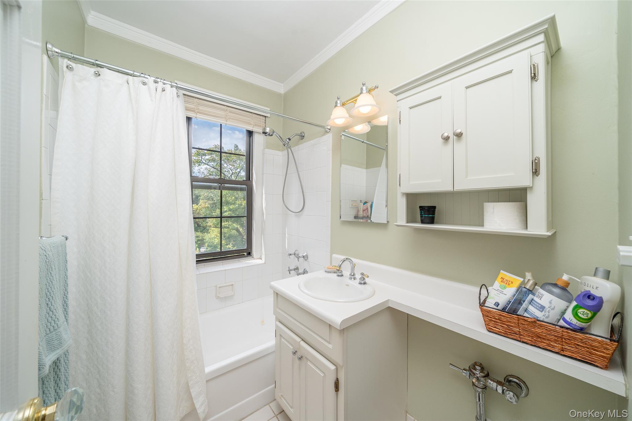 #16 photo, 180 Garth Road, Scarsdale , NY 10583