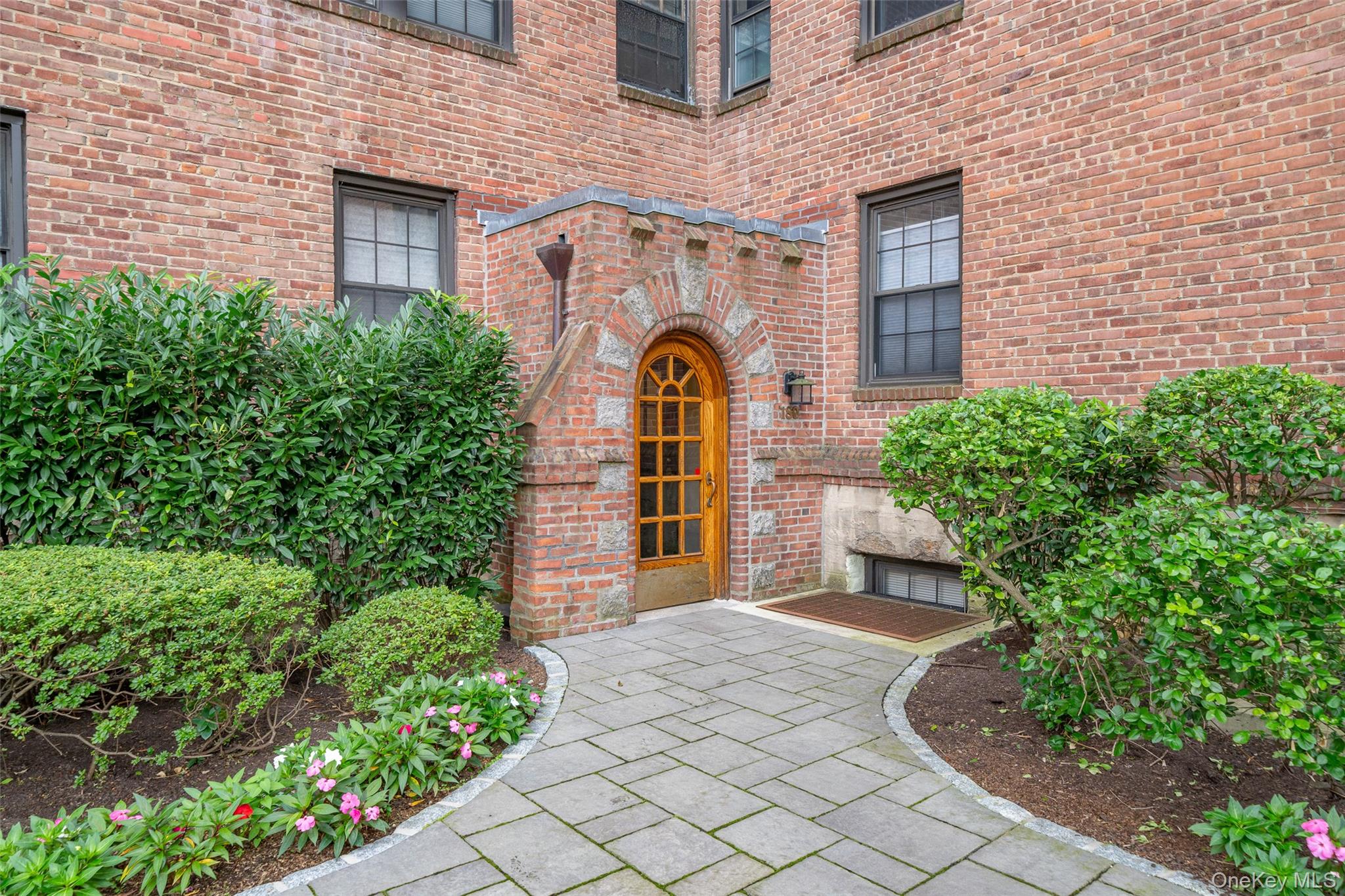 #18 photo, 180 Garth Road, Scarsdale , NY 10583