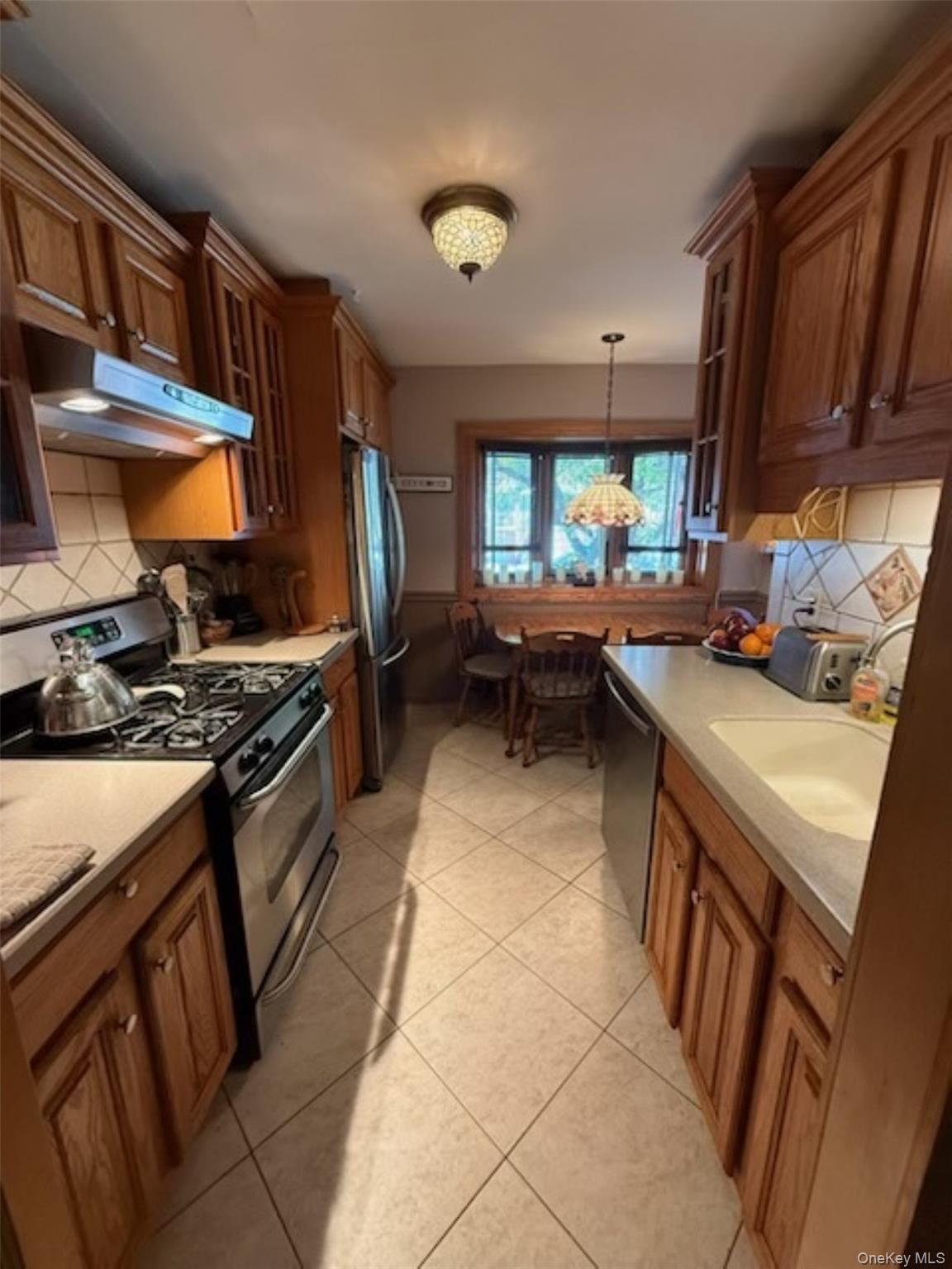 #11 photo, 1019 Vincent, Bronx , NY 10465