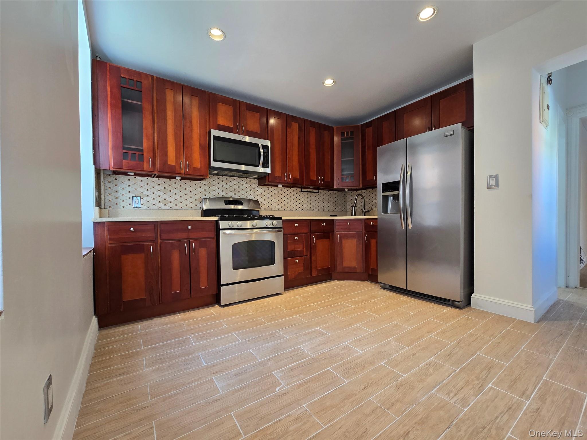 #1 photo, 31-17 43rd Street, Astoria , NY 11103