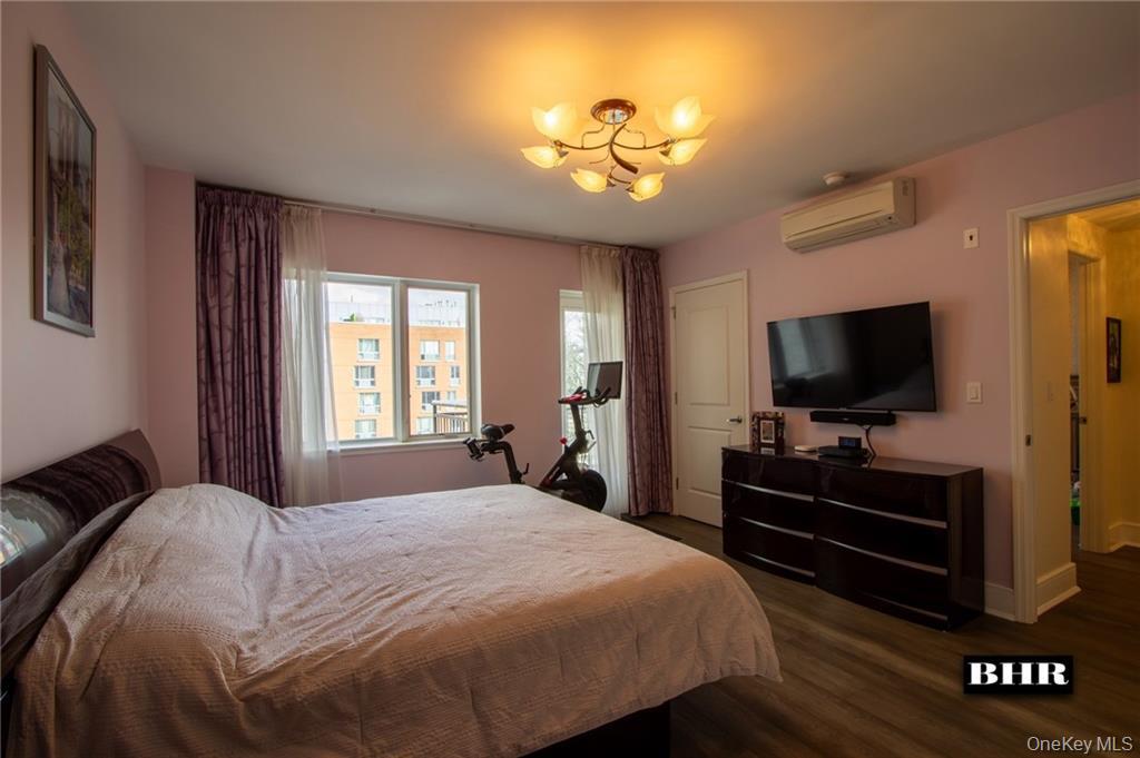 #3 photo, 3435 Guider Avenue, Brooklyn , NY 11235