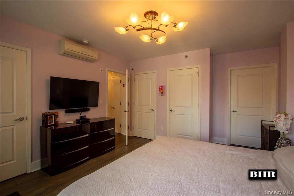 #4 photo, 3435 Guider Avenue, Brooklyn , NY 11235