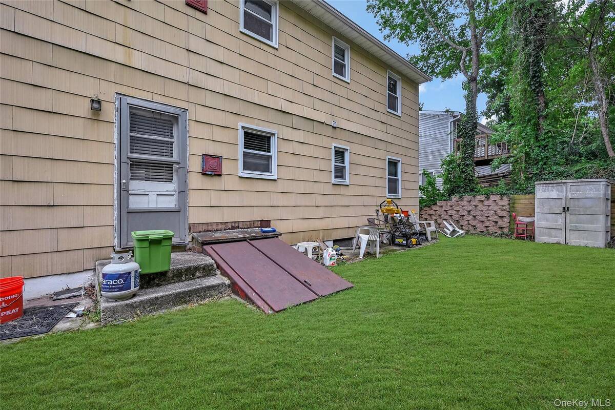 #2 photo, 167 Vernon Valley Road, East Northport , NY 11731